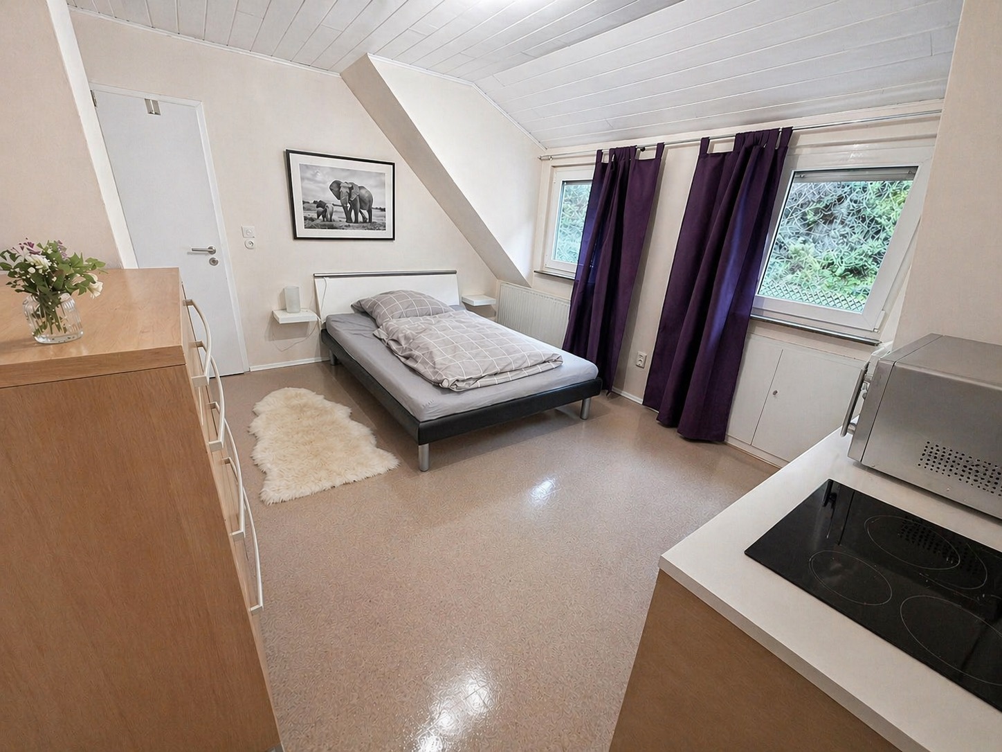 Spike: Zweites Schlafzimmer